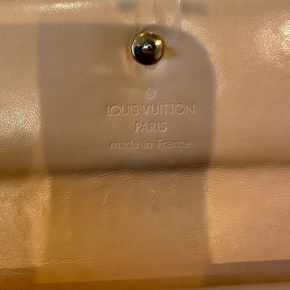 Louis Vuitton Takashi Murakami Rainbow Monogram Sarah Wallet - Picture 10 of 15